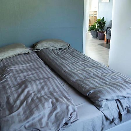 Apartament 5 Minutes To Downtown Arendal-Free Parking Zewnętrze zdjęcie