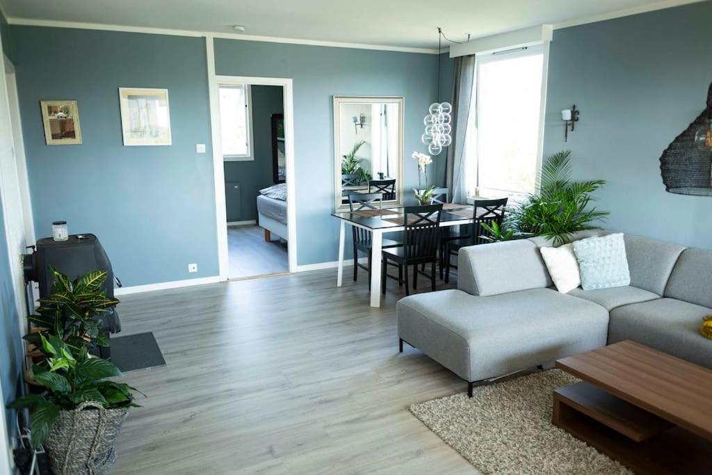 Apartament 5 Minutes To Downtown Arendal-Free Parking Zewnętrze zdjęcie
