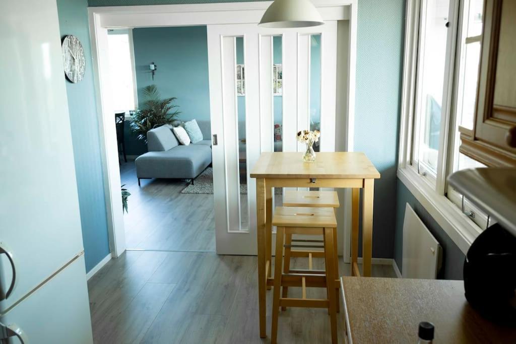 Apartament 5 Minutes To Downtown Arendal-Free Parking Zewnętrze zdjęcie