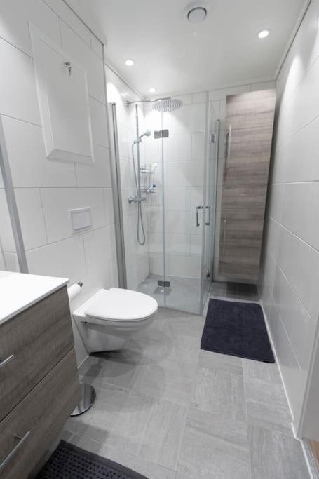 Apartament 5 Minutes To Downtown Arendal-Free Parking Zewnętrze zdjęcie